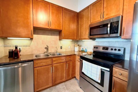 Снять в аренду кондоминиум в Майами, Флорида 1 спальня, 73.76м2, № 2027728 - фото 6