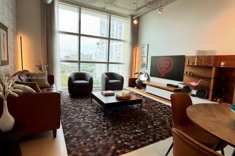 Снять в аренду кондоминиум в Майами, Флорида 1 спальня, 73.76м2, № 2027728 - фото 9