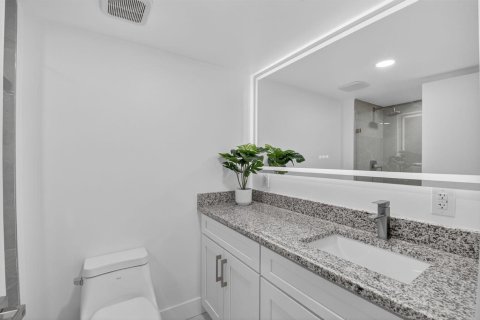 Купить кондоминиум в Бока-Ратон, Флорида 4 комнаты, 88.72м2, № 2261415 - фото 14