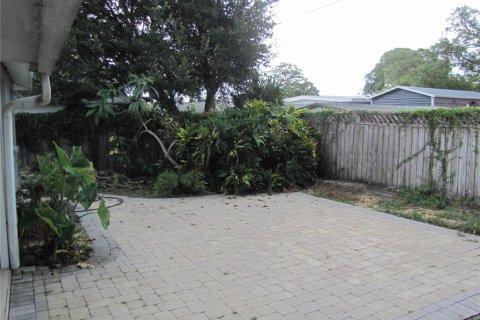 Villa ou maison à louer à Tampa, Floride: 3 chambres, 171.78 m2 № 2099814 - photo 20