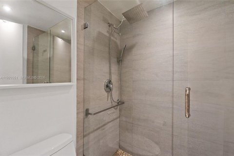Copropriété à louer à Miami Beach, Floride: 1 chambre, 77.57 m2 № 2335308 - photo 12