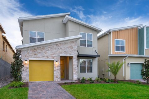 House in Kissimmee, Florida 5 bedrooms № 1817682 - photo 1