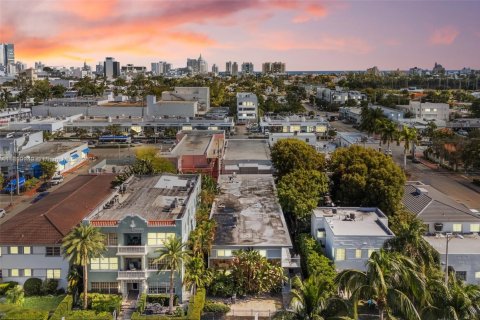 Condo in Miami Beach, Florida, 1 bedroom  № 2081666 - photo 27