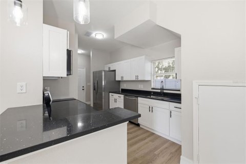 Купить виллу или дом в Тампа, Флорида 3 комнаты, 150.87м2, № 2227723 - фото 6
