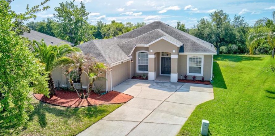 Villa ou maison à Orlando, Floride 4 chambres, 201.6 m2 № 2155794