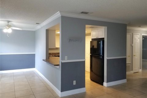 Condominio en alquiler en Orlando, Florida, 2 dormitorios, 84.08 m2 № 1910079 - foto 2