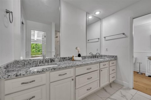 House in Longwood, Florida 4 bedrooms, 334.73 sq.m. № 1877421 - photo 25