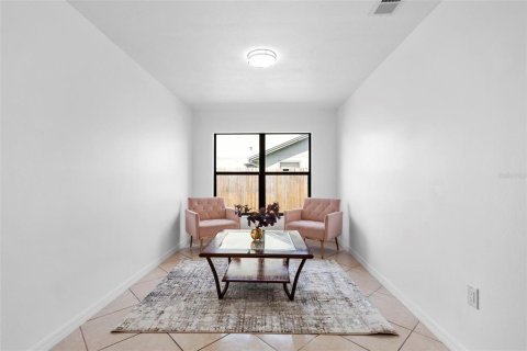 Casa en venta en Kissimmee, Florida, 3 dormitorios, 163.32 m2 № 1908897 - foto 8