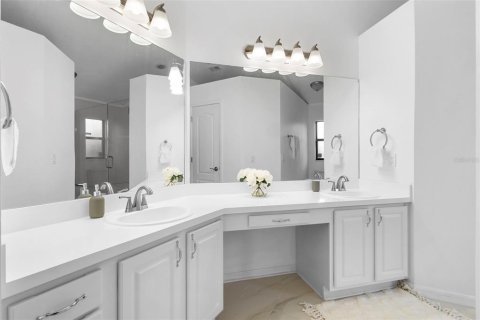 Casa en venta en Kissimmee, Florida, 3 dormitorios, 163.32 m2 № 1908897 - foto 11