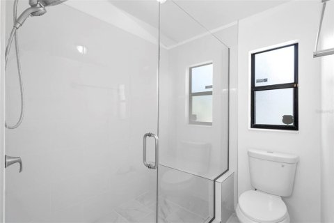 Casa en venta en Kissimmee, Florida, 3 dormitorios, 163.32 m2 № 1908897 - foto 13