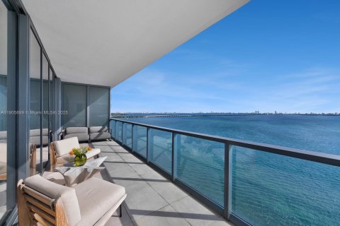 Купить кондоминиум в Майами, Флорида 3 спальни, 215.07м2, № 1956822 - фото 10