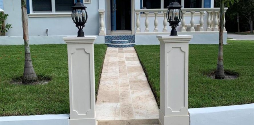 Villa ou maison à West Palm Beach, Floride 3 chambres, 132.48 m2 № 2172333