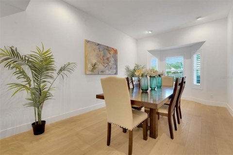 Casa en venta en Lake Mary, Florida, 4 dormitorios, 225.2 m2 № 1919911 - foto 15