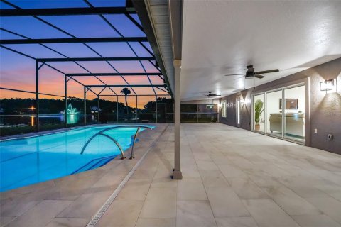 Casa en venta en Lake Mary, Florida, 4 dormitorios, 225.2 m2 № 1919911 - foto 21