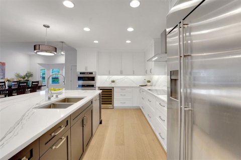 Casa en venta en Lake Mary, Florida, 4 dormitorios, 225.2 m2 № 1919911 - foto 11
