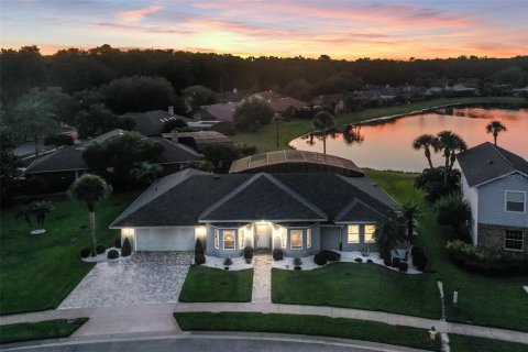 Casa en venta en Lake Mary, Florida, 4 dormitorios, 225.2 m2 № 1919911 - foto 1