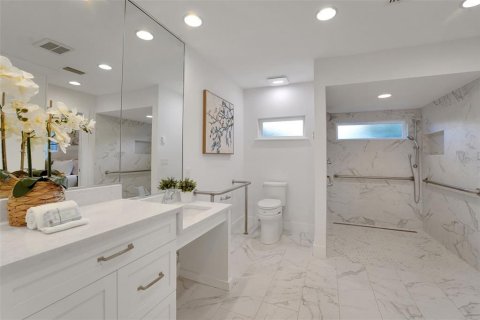 Villa ou maison à vendre à Lake Mary, Floride: 4 chambres, 225.2 m2 № 1919911 - photo 30