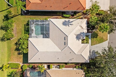 House in Bradenton, Florida 4 bedrooms, 218.41 sq.m. № 2144263 - photo 2