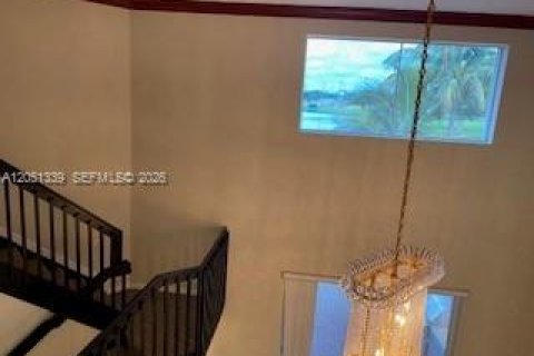 Villa ou maison à louer à Miramar, Floride: 6 chambres № 2171670 - photo 11