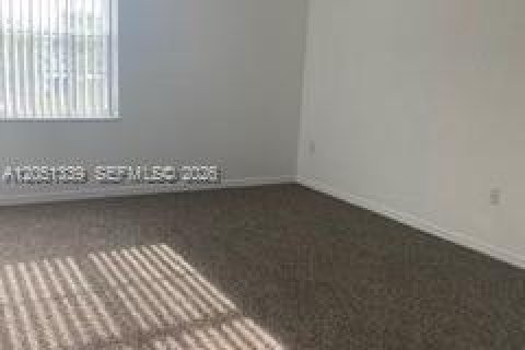 Villa ou maison à louer à Miramar, Floride: 6 chambres № 2171670 - photo 26