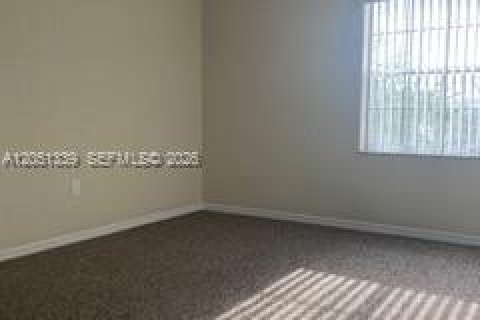 Villa ou maison à louer à Miramar, Floride: 6 chambres № 2171670 - photo 25