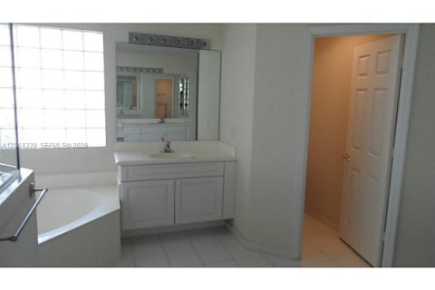 Villa ou maison à louer à Miramar, Floride: 6 chambres № 2171670 - photo 6