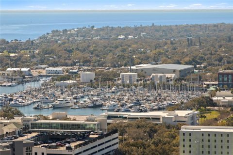 Condominio en venta en Saint Petersburg, Florida, 3 dormitorios, 180.97 m2 № 2231574 - foto 8