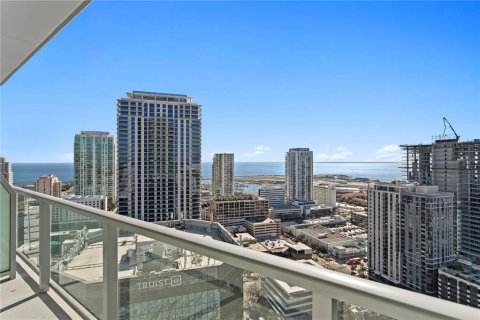 Condominio en venta en Saint Petersburg, Florida, 3 dormitorios, 180.97 m2 № 2231574 - foto 3