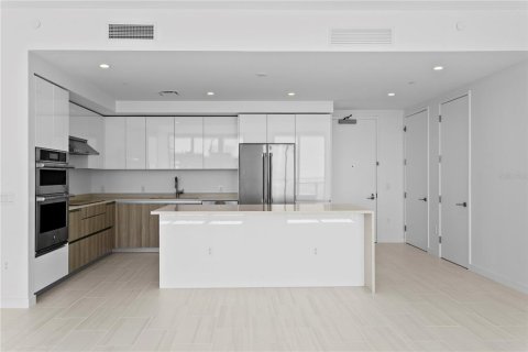 Condominio en venta en Saint Petersburg, Florida, 3 dormitorios, 180.97 m2 № 2231574 - foto 16