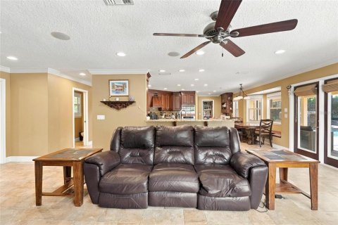 House in DeLand, Florida 4 bedrooms, 478.45 sq.m. № 2408627 - photo 22