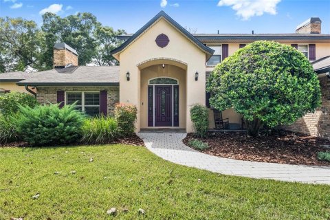 House in DeLand, Florida 4 bedrooms, 478.45 sq.m. № 2408627 - photo 9