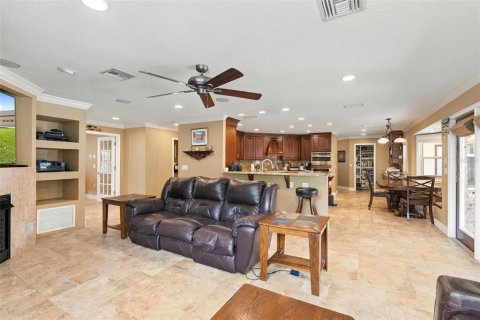 House in DeLand, Florida 4 bedrooms, 478.45 sq.m. № 2408627 - photo 19