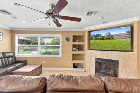 House in DeLand, Florida 4 bedrooms, 478.45 sq.m. № 2408627 - photo 23