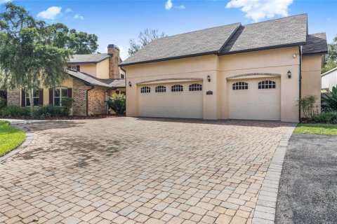 House in DeLand, Florida 4 bedrooms, 478.45 sq.m. № 2408627 - photo 8