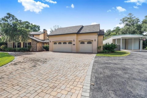 House in DeLand, Florida 4 bedrooms, 478.45 sq.m. № 2408627 - photo 7