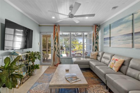 Townhouse in Holmes Beach, Florida 2 bedrooms, 90.86 sq.m. № 2204989 - photo 3