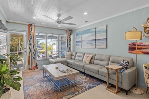 Townhouse in Holmes Beach, Florida 2 bedrooms, 90.86 sq.m. № 2204989 - photo 12