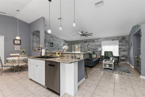 Casa en venta en North Port, Florida, 3 dormitorios, 187.66 m2 № 2386606 - foto 15
