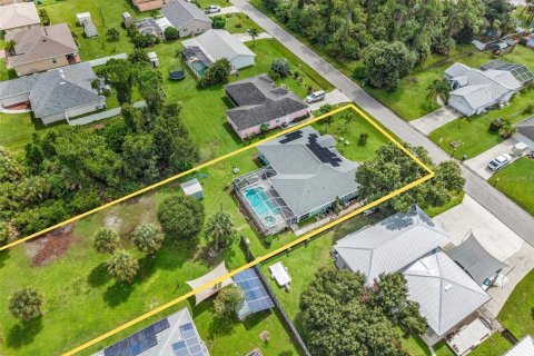 Casa en venta en North Port, Florida, 3 dormitorios, 187.66 m2 № 2386606 - foto 2