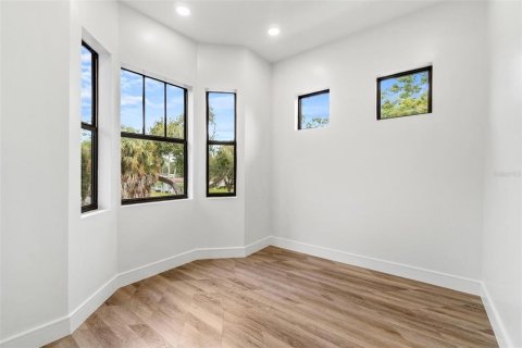 Casa en venta en Oldsmar, Florida, 5 dormitorios, 354.05 m2 № 2388243 - foto 22