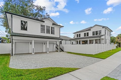 Casa en venta en Oldsmar, Florida, 5 dormitorios, 354.05 m2 № 2388243 - foto 2