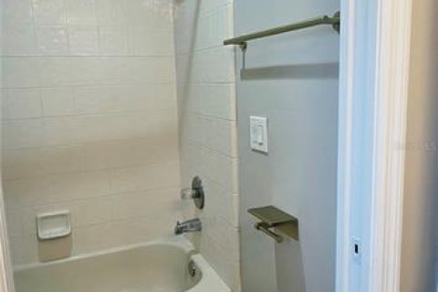 House in Orlando, Florida 3 bedrooms, 153.94 sq.m. № 2379658 - photo 22