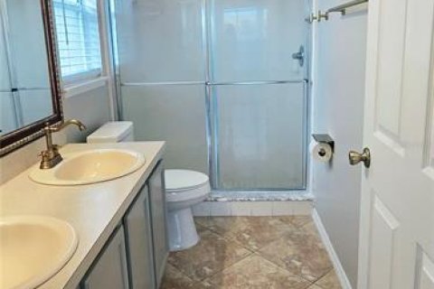 House in Orlando, Florida 3 bedrooms, 153.94 sq.m. № 2379658 - photo 17
