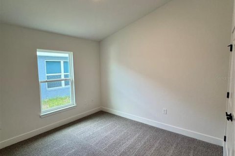 House in North Port, Florida 3 bedrooms, 140.47 sq.m. № 1534367 - photo 5