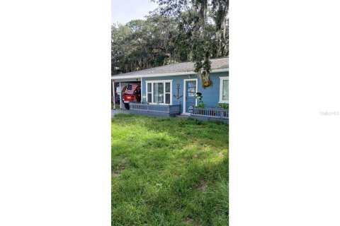 Villa ou maison à Port Richey, Floride 2 chambres, 78.04 m2 № 2299035