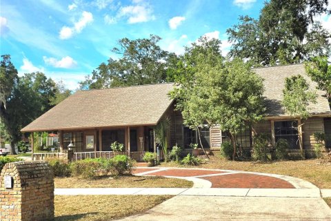 House in Orlando, Florida 4 bedrooms, 215.07 sq.m. № 2393735 - photo 9