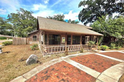 House in Orlando, Florida 4 bedrooms, 215.07 sq.m. № 2393735 - photo 5