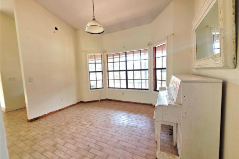 House in Orlando, Florida 4 bedrooms, 215.07 sq.m. № 2393735 - photo 27