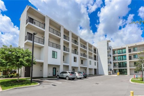 Condo in Doral, Florida, 4 bedrooms in URBANA  № 1781937 - photo 25
