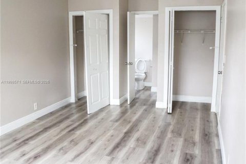 Villa ou maison à louer à Coral Springs, Floride: 2 chambres, 79.9 m2 № 2091304 - photo 23